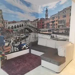 zsuzsa-lak.hotelslidodijesolo.com/